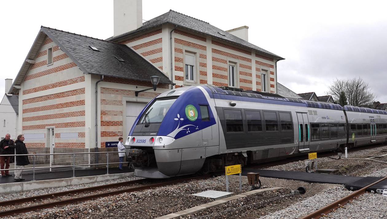 Réforme de la SNCF, limitation à 80 km/h, NDDL… Les amertumes territoriales